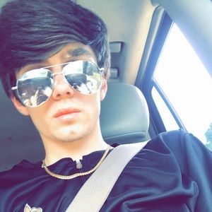 Meet your Posher, Gavin